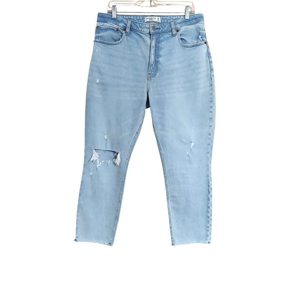 Abercrombie & Fitch Skinny High Rise Curve Love Distressed Raw Hem Jeans - Picture 2 of 7